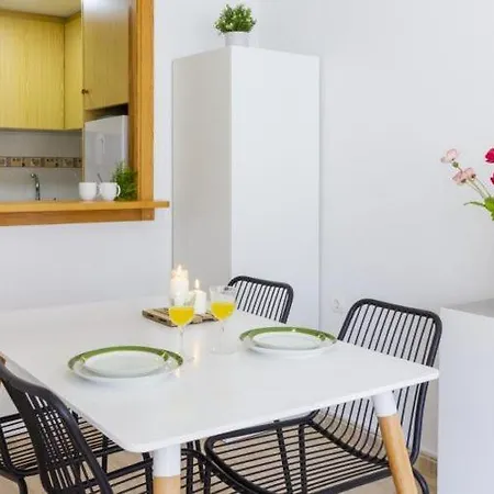 Апартаменты M&r Trini Beach, Parking Privado *